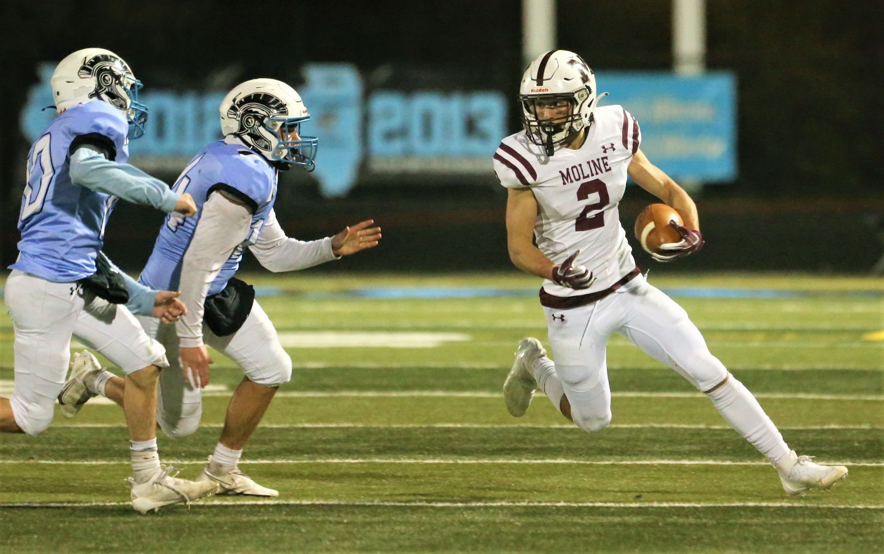110521-qc-spt-moline fball52.jpg